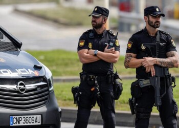 requisitos para ser policia nacional en espana