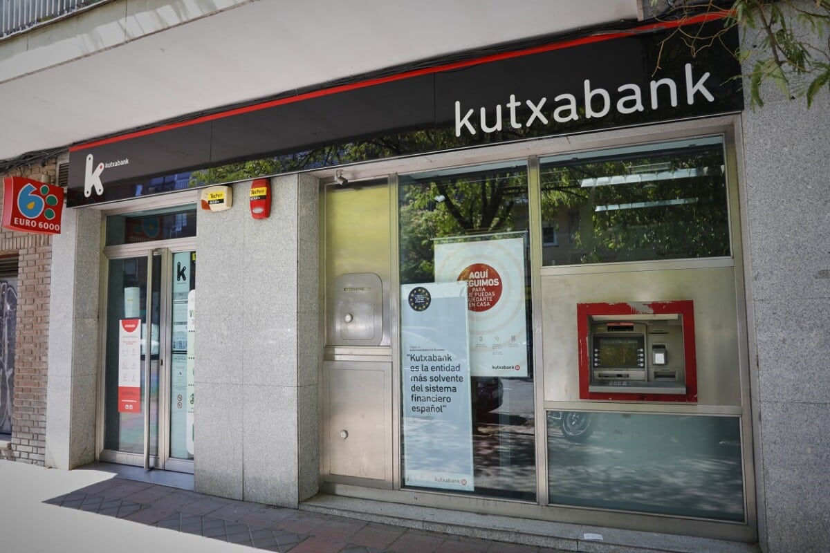 Kutxabank fachada