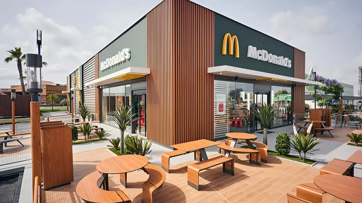 McDonalds busca empleados para su proxima inauguracion en Barbate.webp