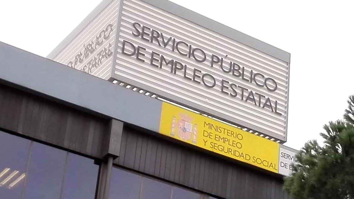 no se requieren estudios y se ofrece contrato indefinido desde el primer dia a los empleados