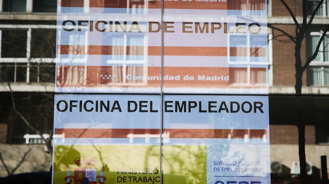 nacion europea busca a espanoles sin experiencia para empleo con salario de 3 000 euros